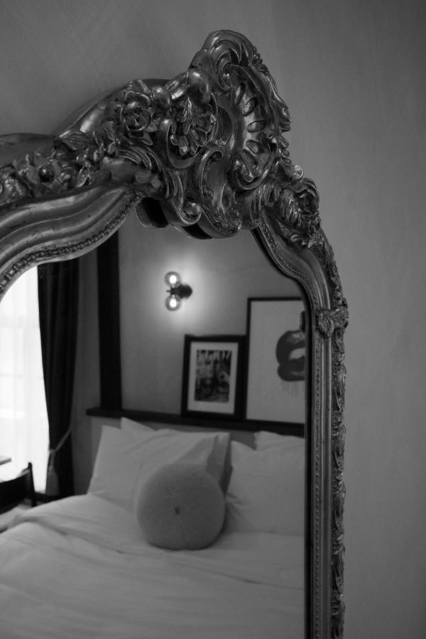 Boutique Hotel & Restaurant Frenchie Haarlem Bagian luar foto